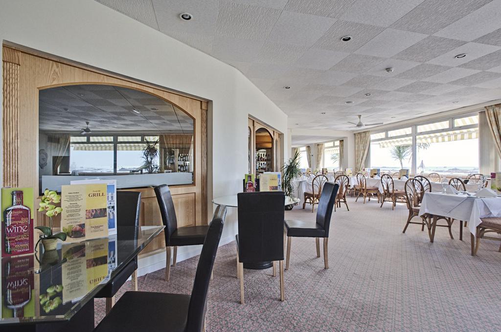The Samares Coast Hotel & Apartments Saint Helier Restaurante foto